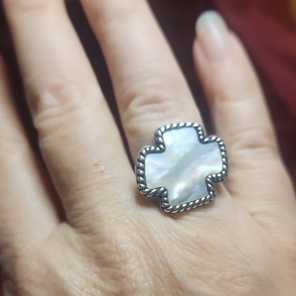 Mother Of Pearl 925 Sterling Silver Ring Sz 8 - Picture 2 of 8